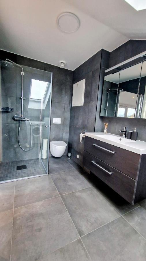 Lovely 2-Bedroom Loft With Panoramic View. Kristiansund Exteriér fotografie